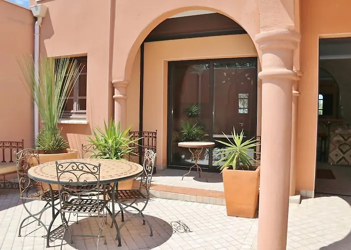 摩洛哥传统庭院住宅 Village Naturiste Cap D'agde - 2 Nador Couple Only 3*
